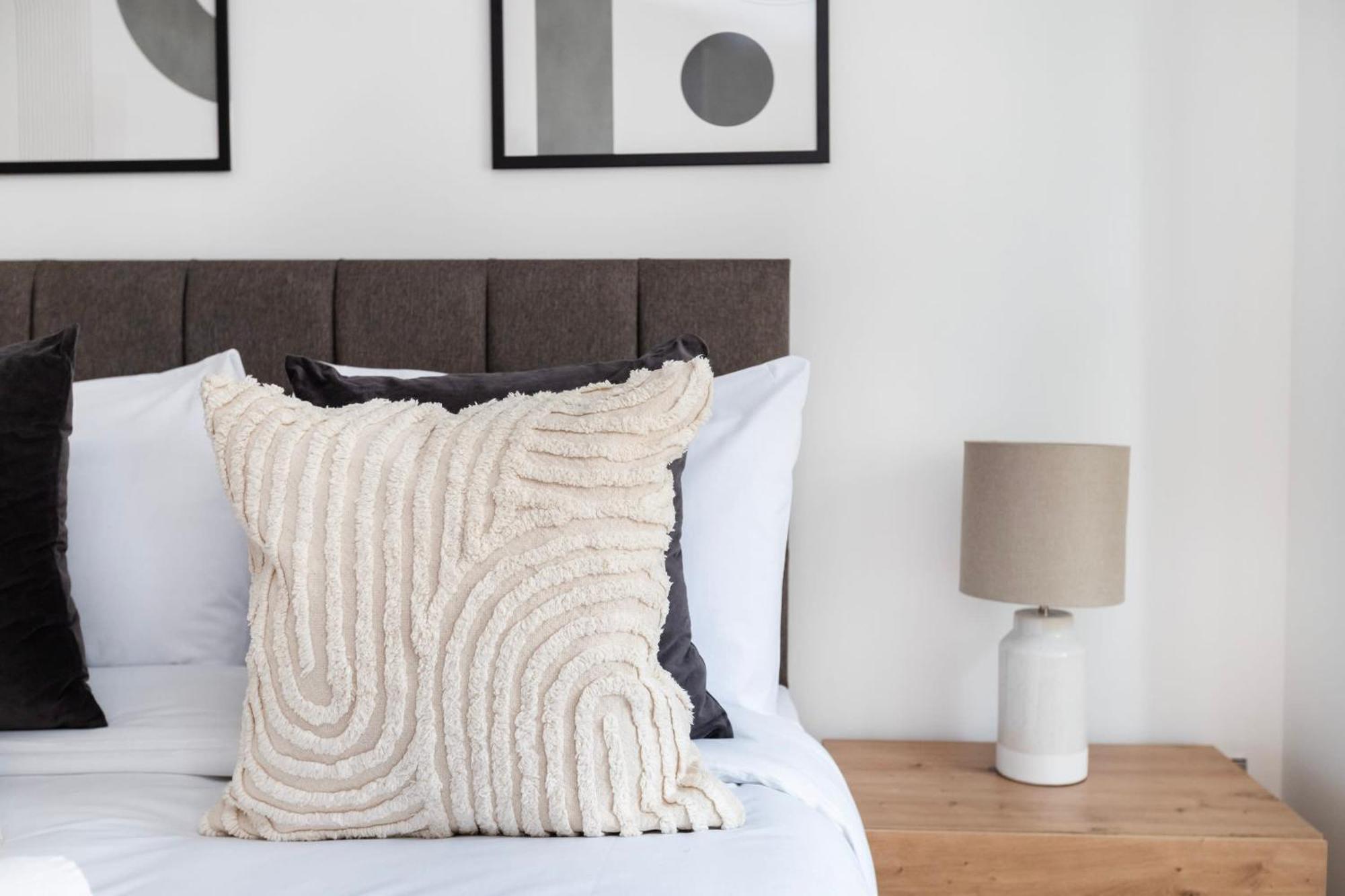 Fitzrovia & Soho - 2Br With Balcony - Cityapartmentstay London Luaran gambar