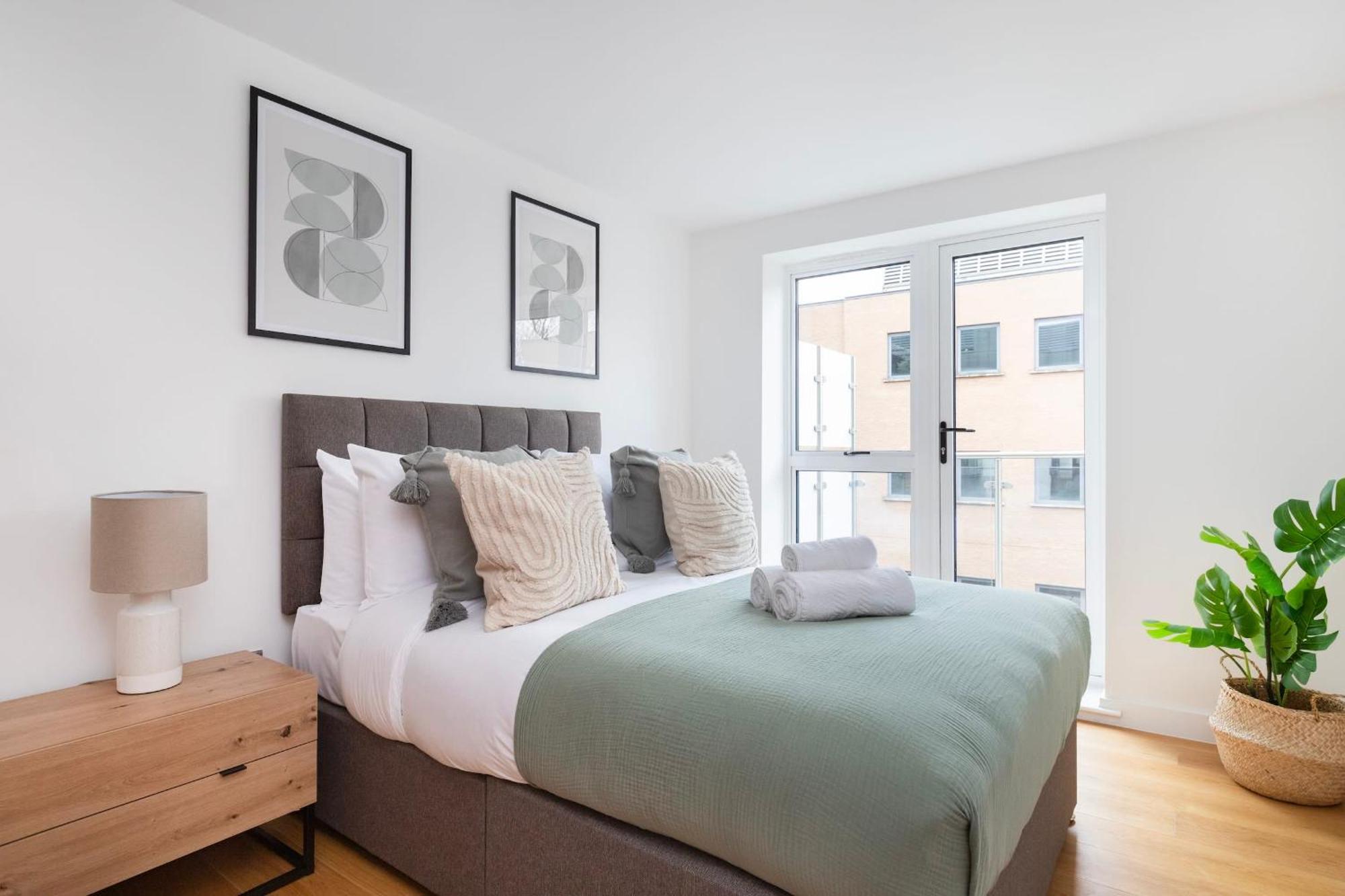 Fitzrovia & Soho - 2Br With Balcony - Cityapartmentstay London Luaran gambar